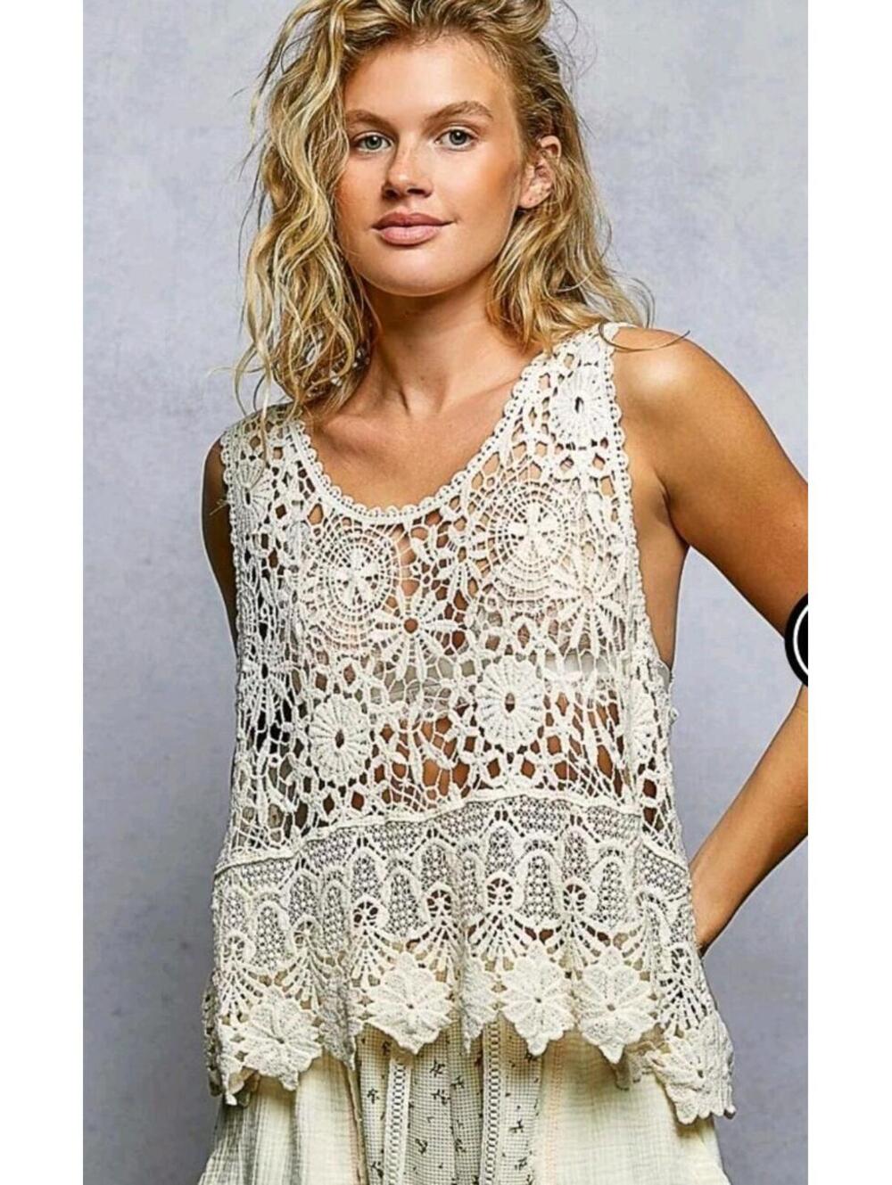 POL Openwork Floral Crochet Sleeveless Tank Top Scalloped Relaxed One Size Ivory